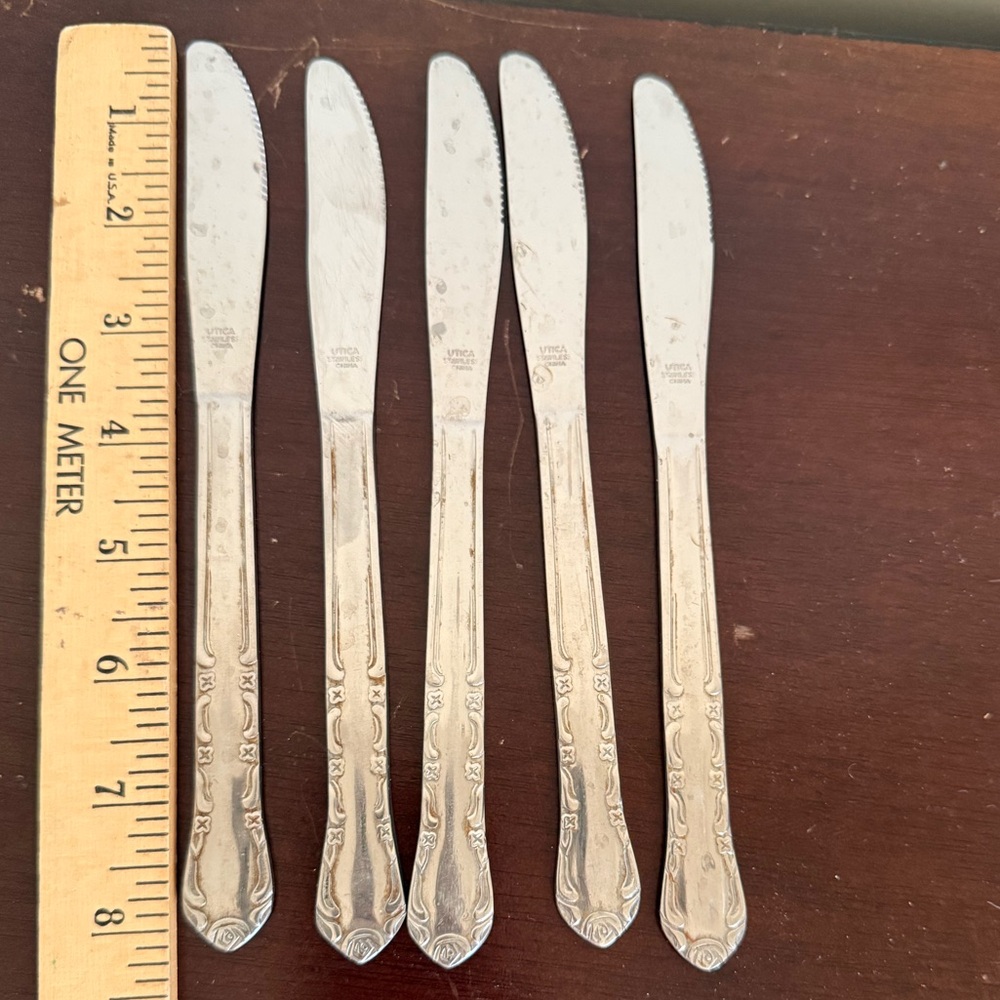 Vintage Set of 5‎ Stainless Utica China Butter Knives 8” L